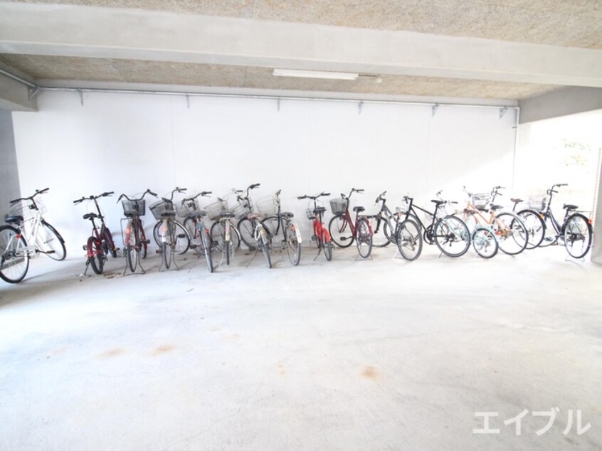 駐輪場 Mビル五条