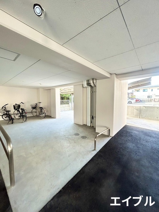 駐輪場 ニューシャイン戸畑