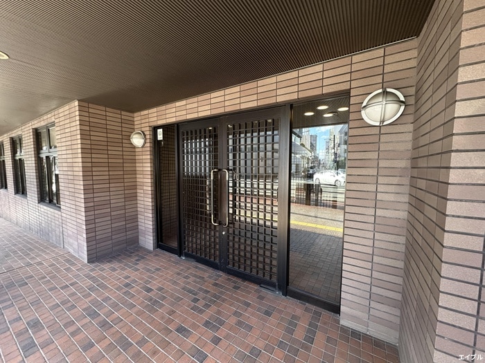 エントランス部分 フォレステージュ天神