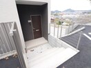 エントランス部分 手光貸家