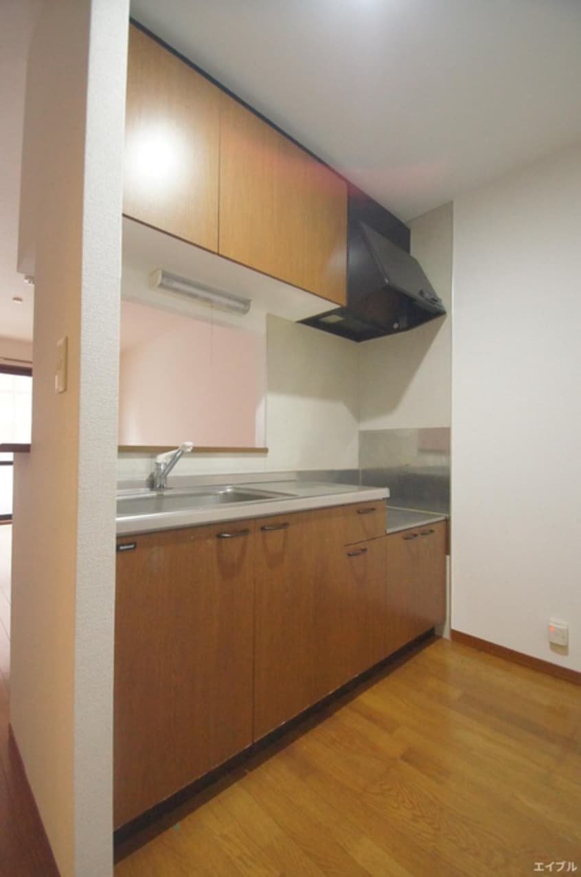 キッチン ラフォーレ三苫駅前C