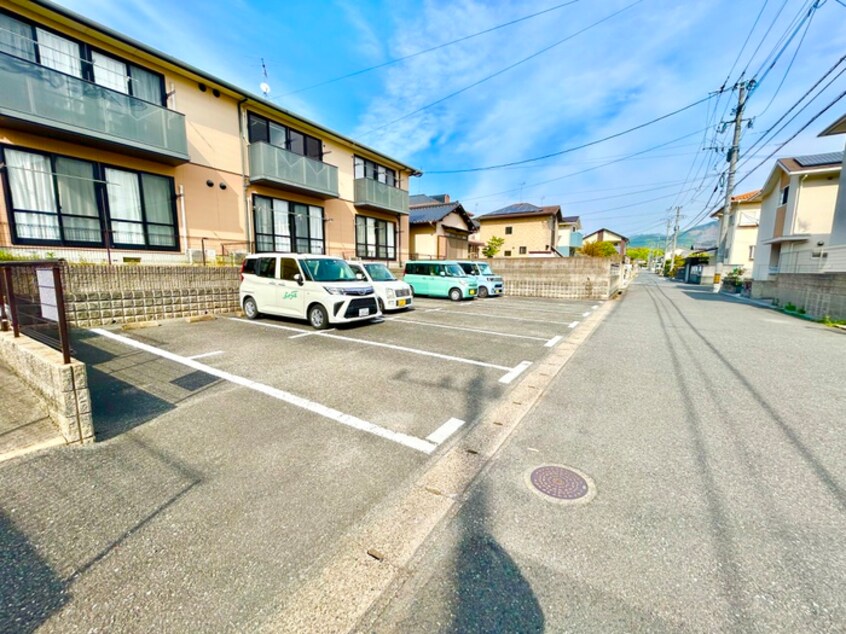 駐車場 エトワ－ルⅡ