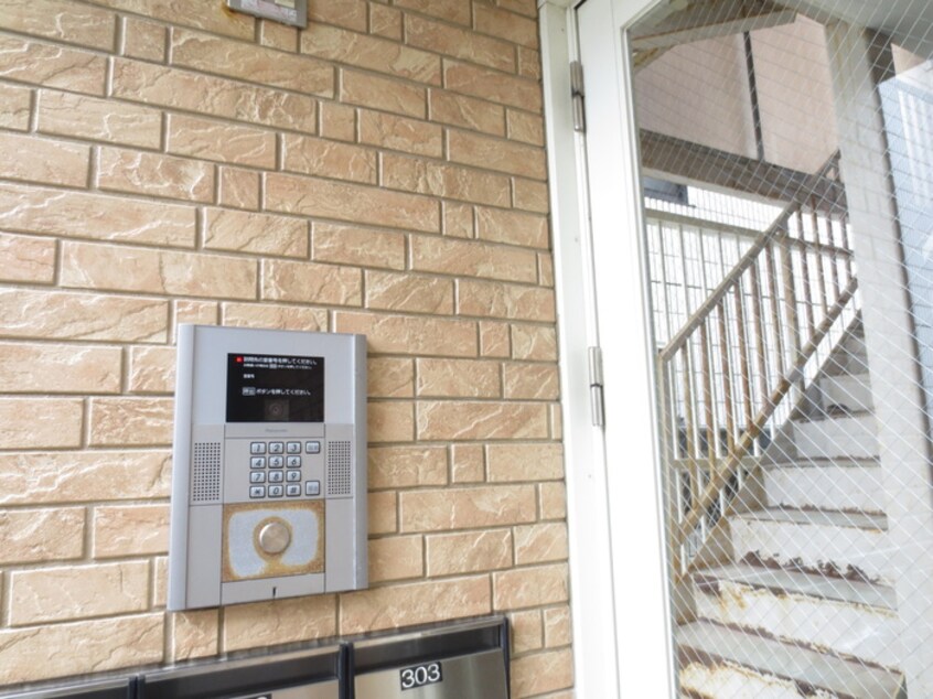 エントランス部分 ヨ－ロピアン今宿