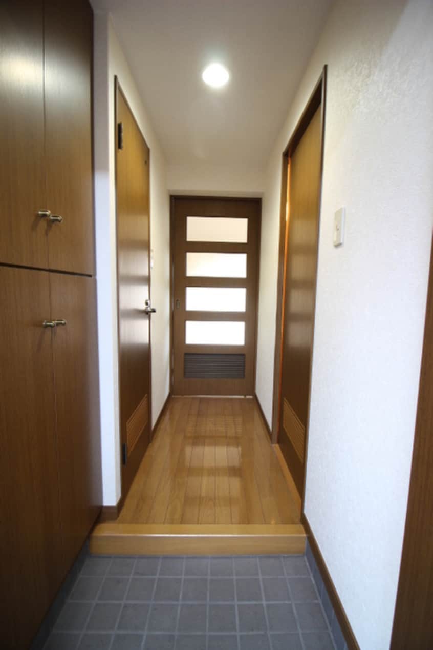 廊下 アヴァンギャルド２１