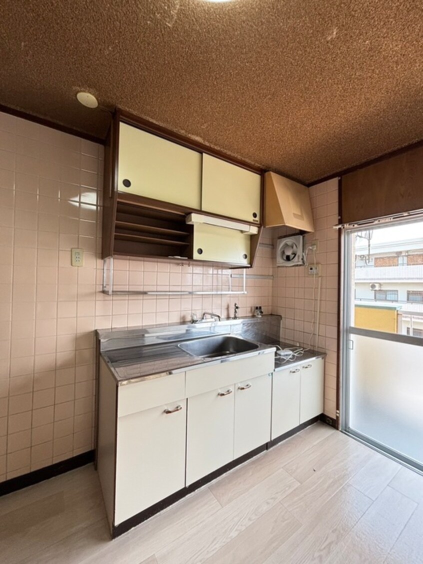 キッチン 第２ＡＣビル
