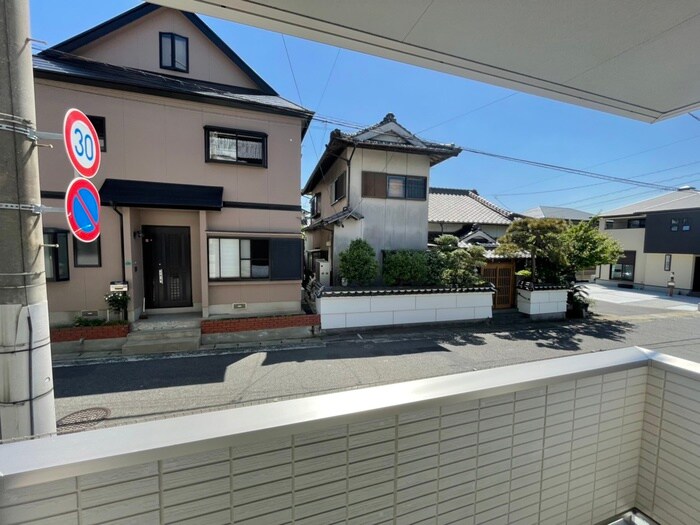 室内からの展望 D-room中二十町