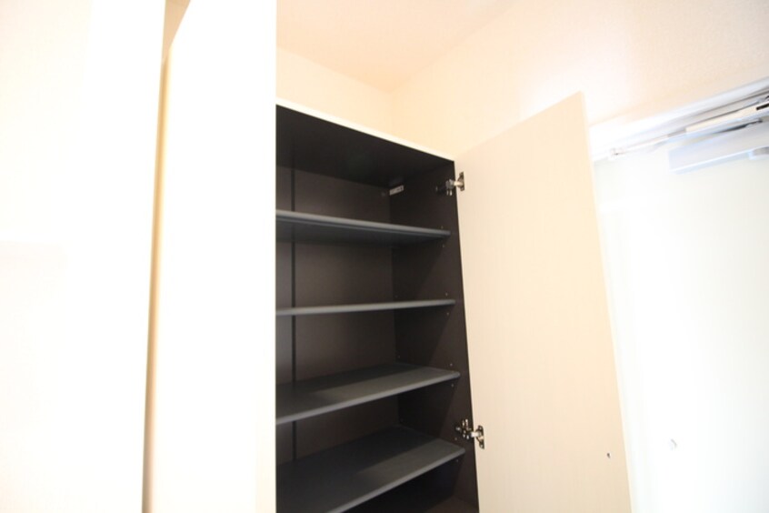 靴箱 イオメールかんだB棟