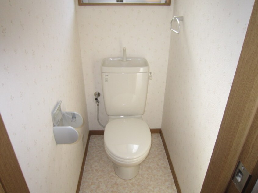 トイレ コ－ポ大谷１０