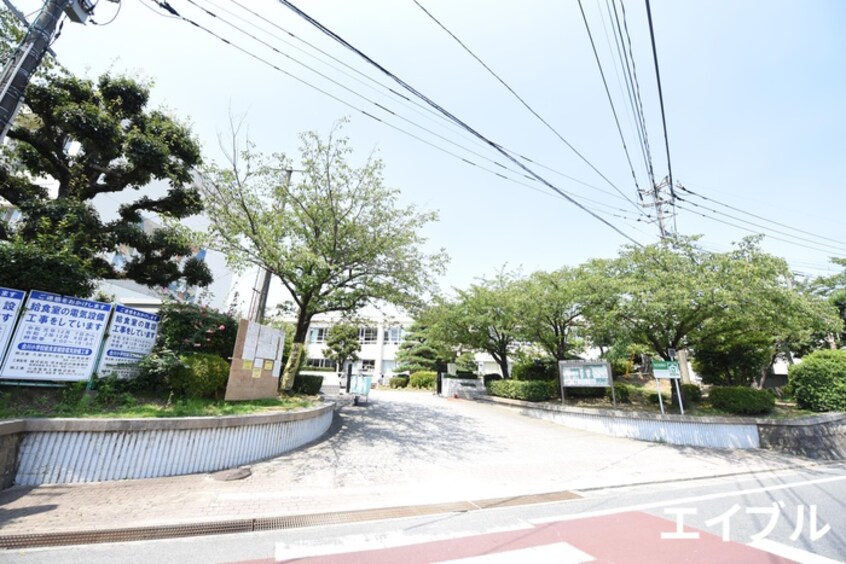 久留米市立合川小学校(小学校)まで300m サンハイツ飯田