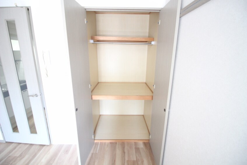 収納 サルヴァトーレ大橋