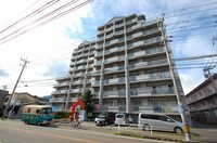 エムズコート沼本町C