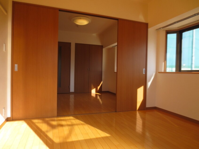 居室 メモリアル空港東