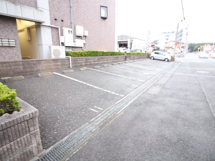 駐車場 プレミールカネキ