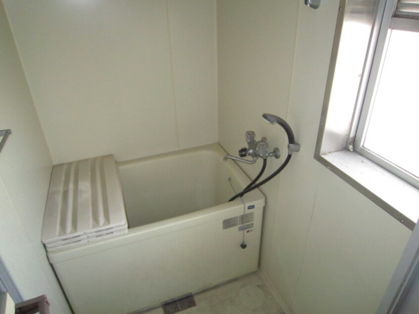 内観写真 ヴィファイブ河波