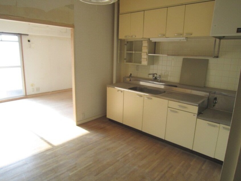 内観写真 ヴィファイブ河波