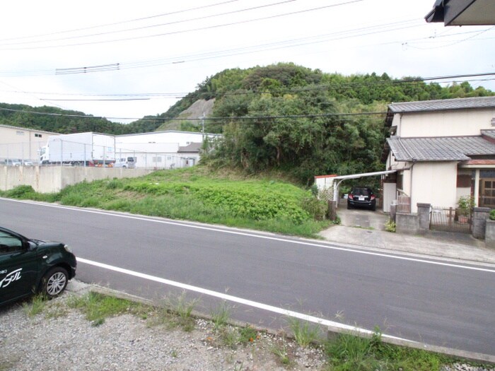 室内からの展望 小山田貸家Ⅰ号