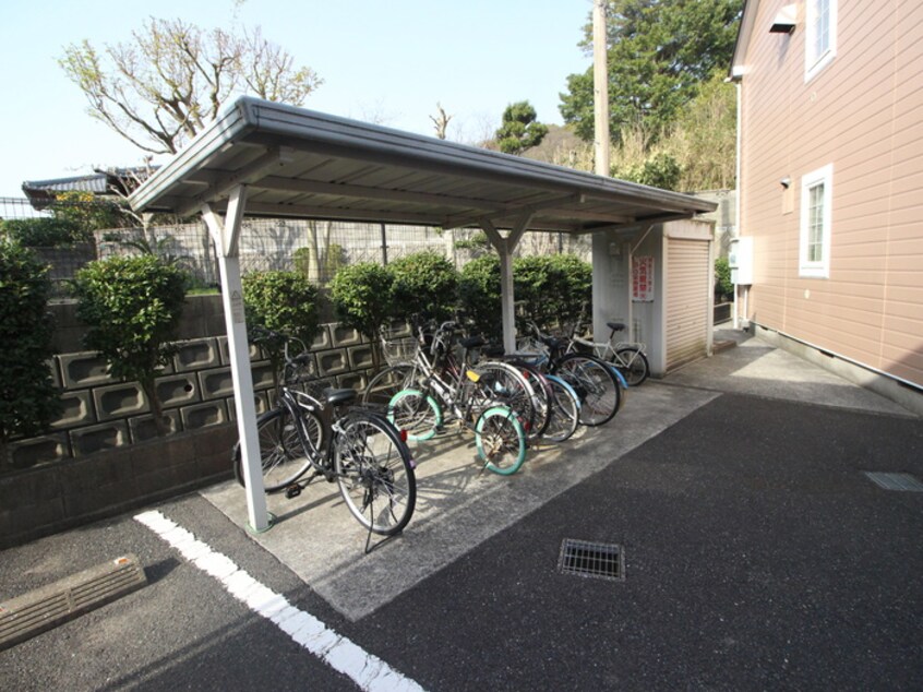 駐輪場 シャルマンハイツＢ