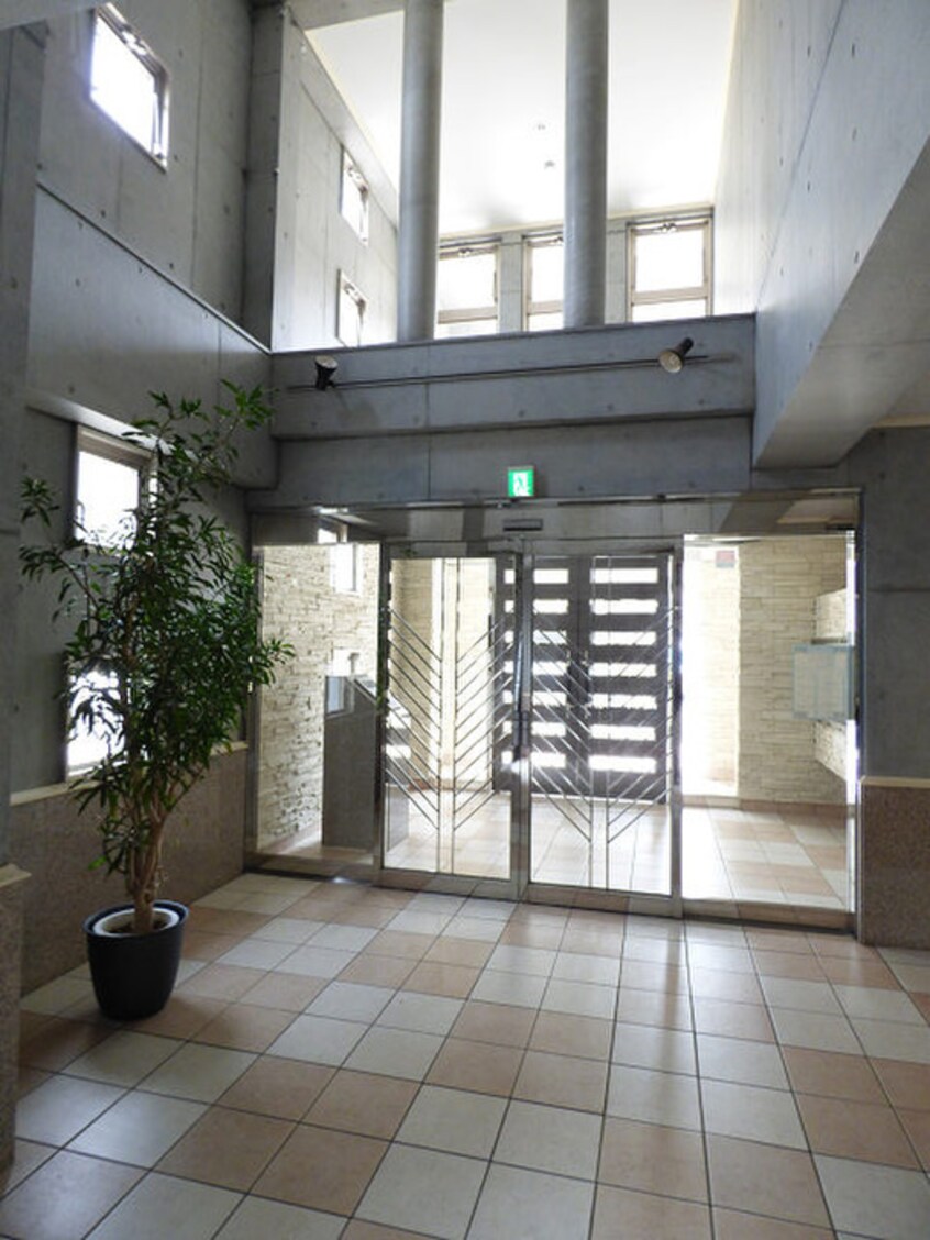 エントランス部分 ＫＳＫ門司港コアプレイス