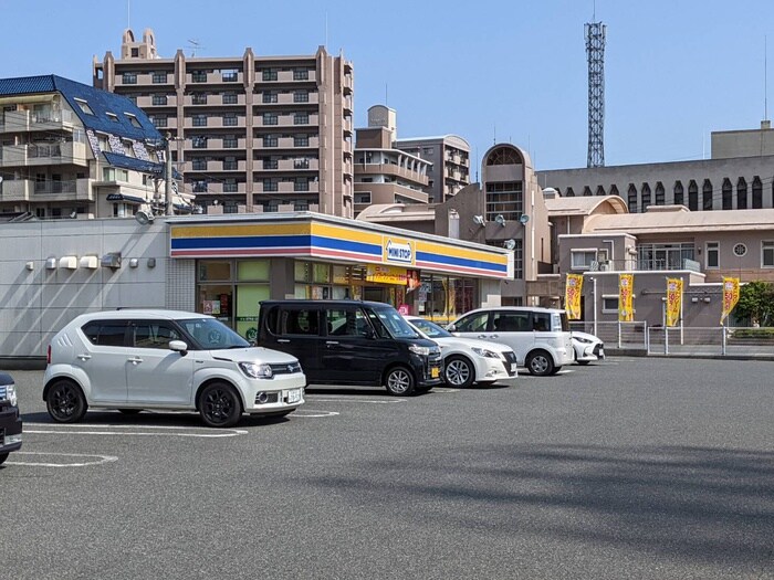 ミニストップ門司港レトロ(コンビニ)まで220m ＫＳＫ門司港コアプレイス