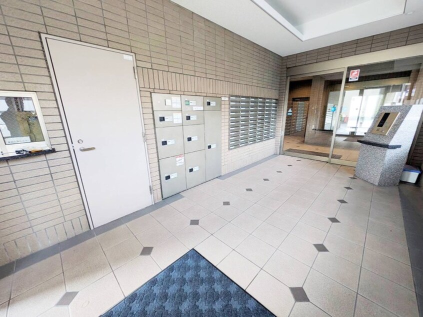 エントランス部分 ＦＡＲＯ戸畑駅前ビル