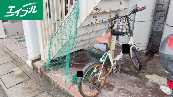 駐輪場 フォレストファーム