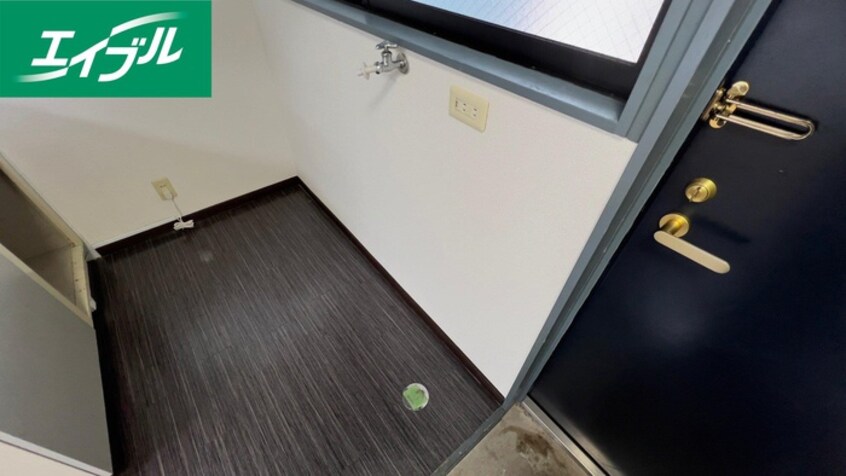 洗濯機置場 フォレストファーム