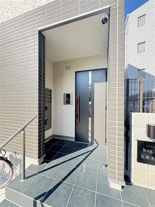 エントランス部分 ｋａｇ．Ｒ九産大前