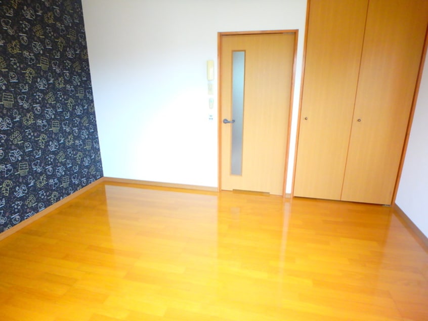 居室 ＣＨＥＲＲＹ