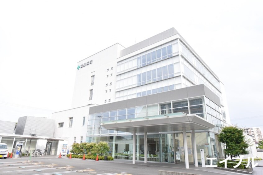 友田病院(病院)まで400m オ－センティックハウス