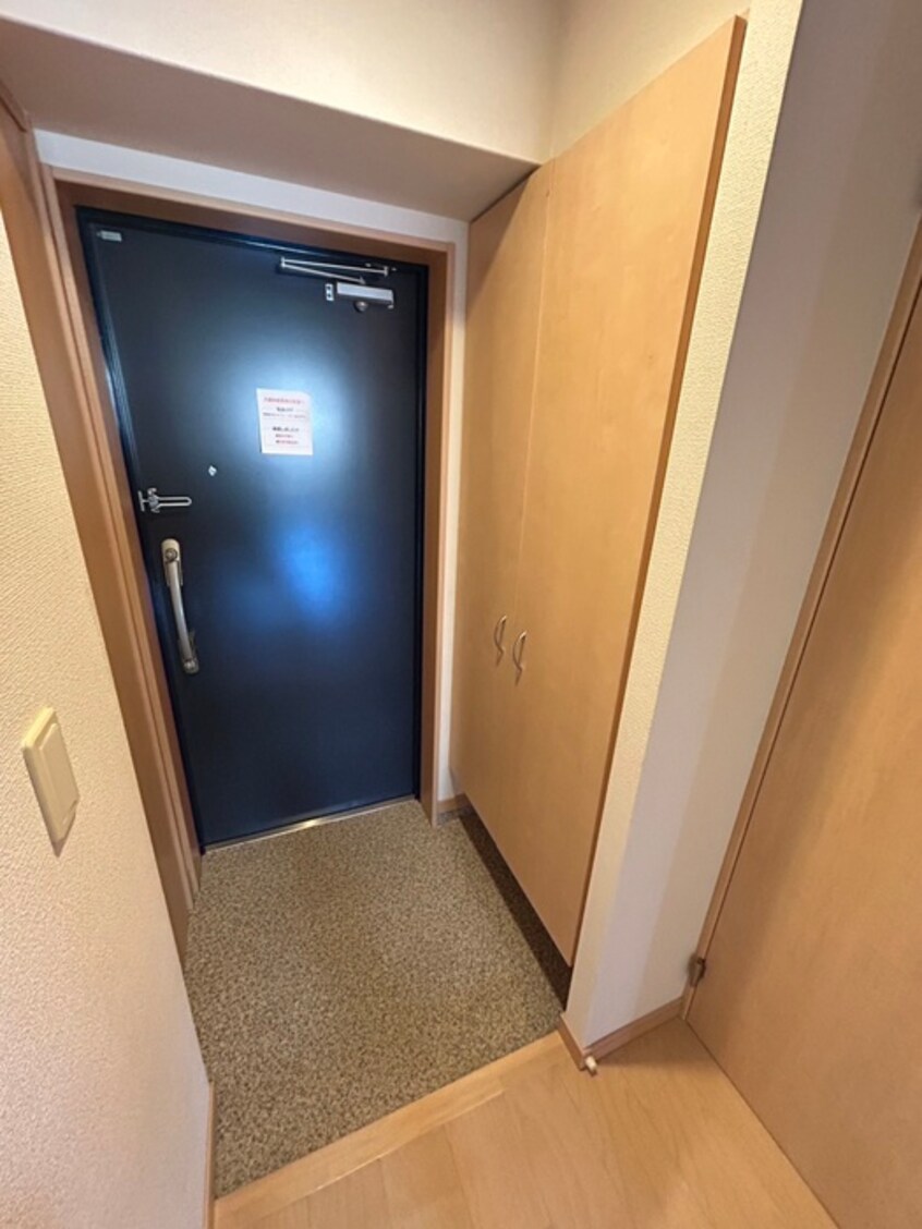 玄関 ｼｬｰﾒｿﾞﾝｸﾞﾗﾝﾄﾞｿﾚｲﾕ門司