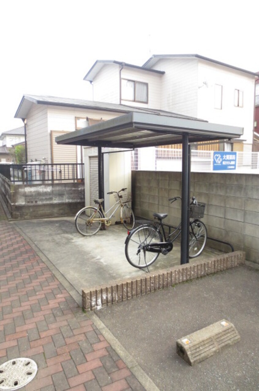 駐輪場 コンフォール湯ノ原