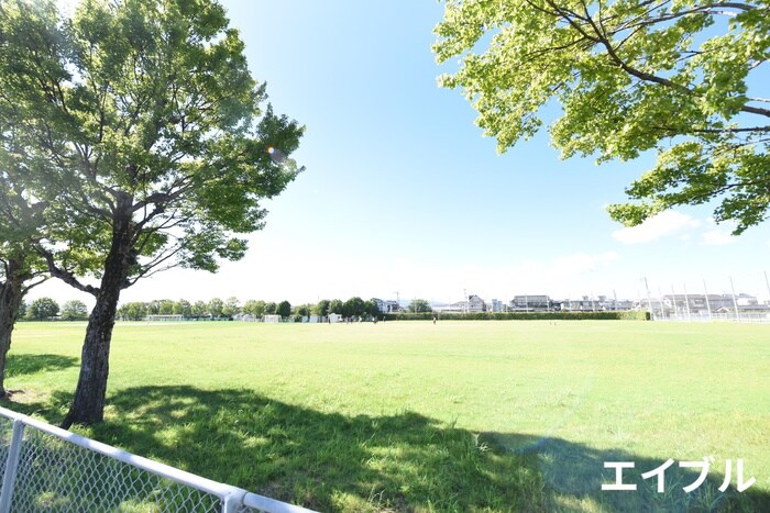 南町公園(公園)まで400m キャッスルリオ