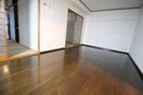 居室 ジョイフル寺塚