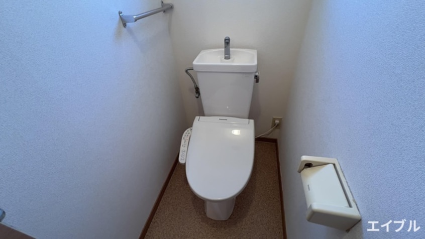 トイレ ドミール鳥井B
