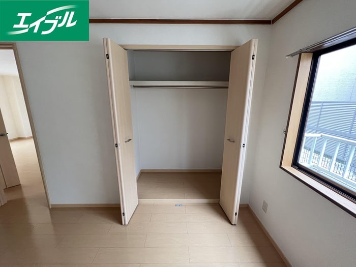 収納 ドミール鳥井B