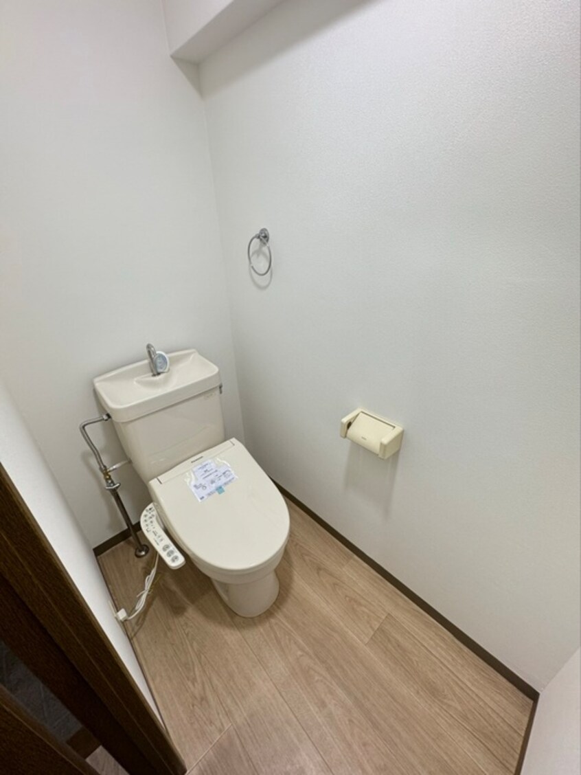 トイレ ニューセジュール緑ヶ丘D