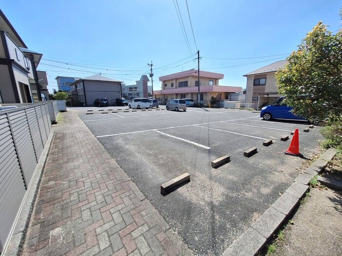 駐車場 サンビレッジ葛原Ｂ棟