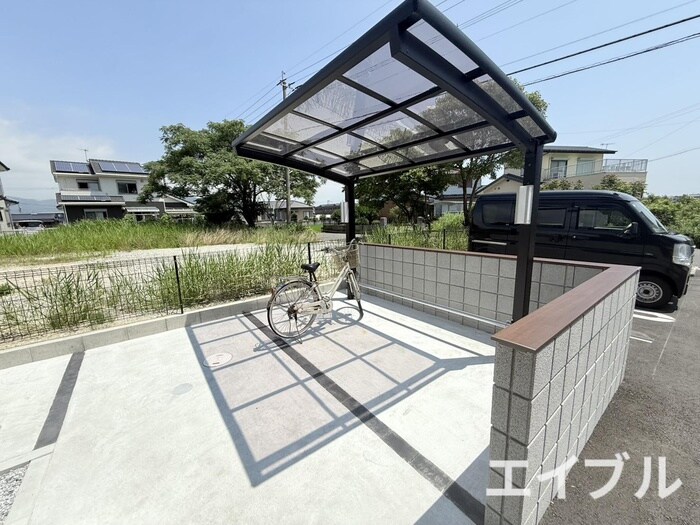 駐輪場 Excellent街角伍番館