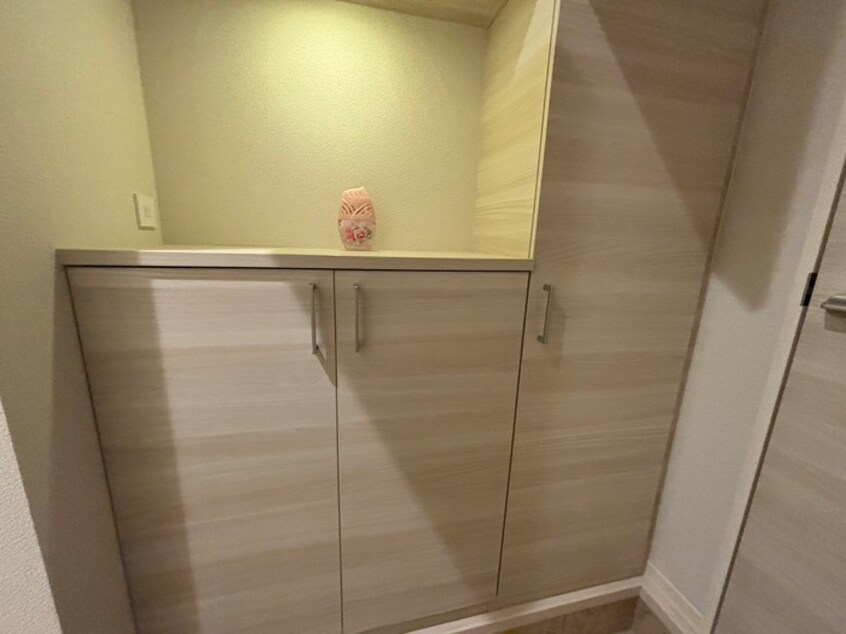 靴箱 S-room日佐　西館