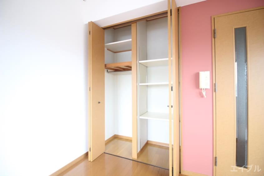 収納 ザルヴェ大橋壱番館