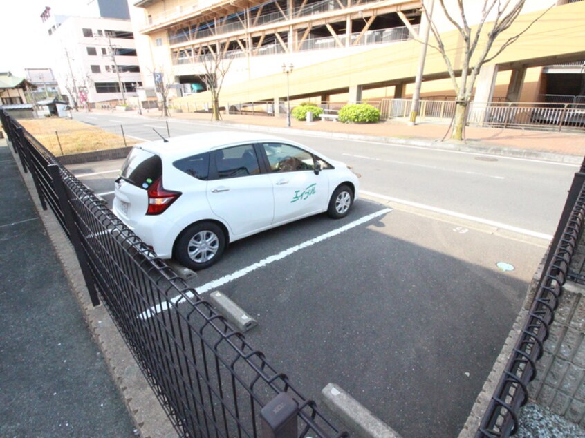 駐車場 メゾンコンフォース通谷　Ａ棟