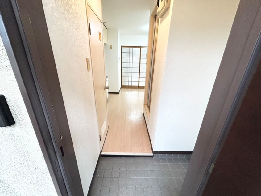 玄関 ヴィレッヂ皆好園壱番館