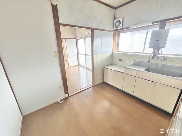 居室 エムロード京町B棟