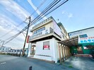 町上津役店舗の外観