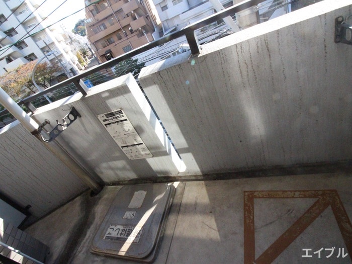 ベランダ・バルコニー 日興ビル　3