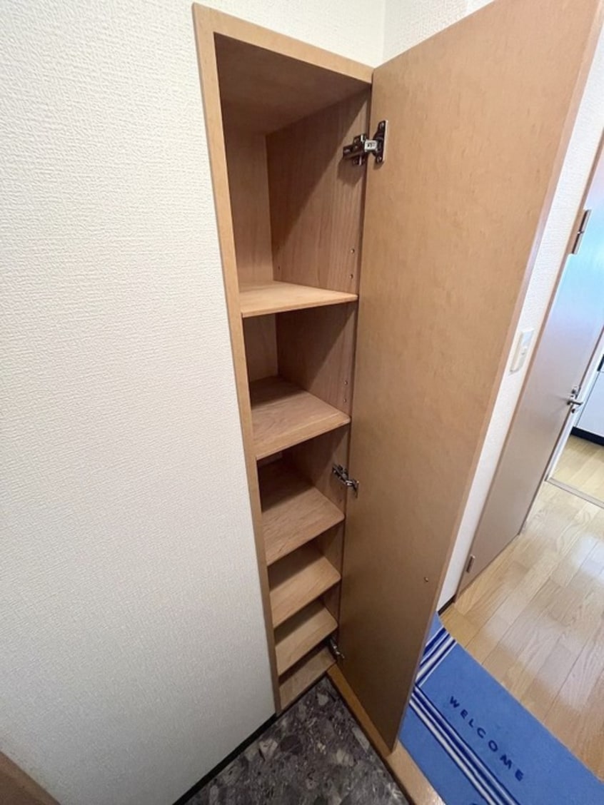 靴箱 リファレンス天神