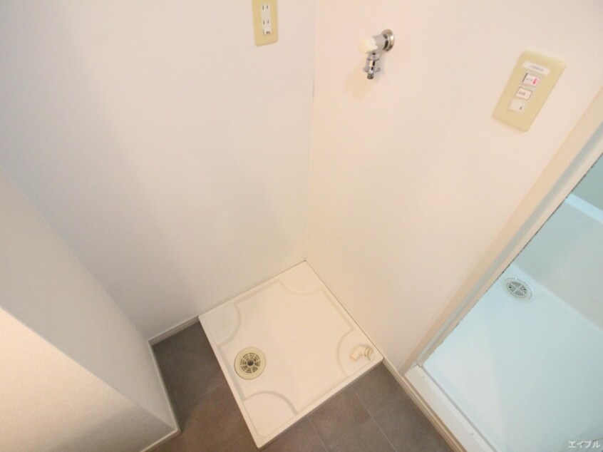 洗濯機置場 ルッシェ竹下駅前