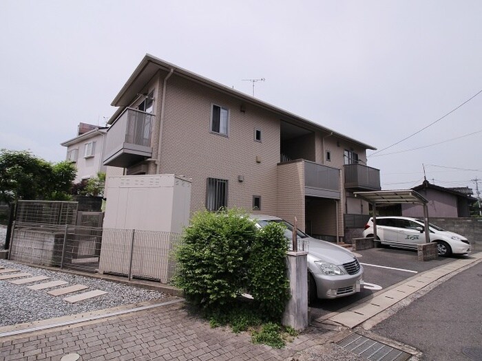 外観写真 ビッグフィールド高坊