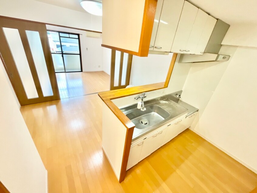 内観写真 アベニュ－清納