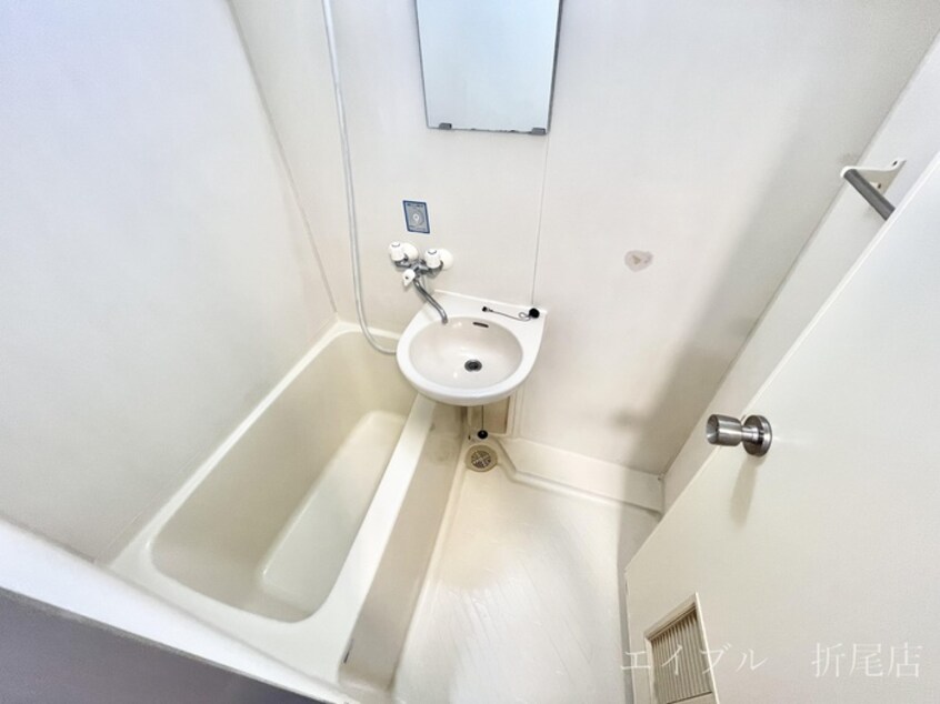 バス／シャワールーム等 ロイヤルハイツ折尾Ⅱ号館